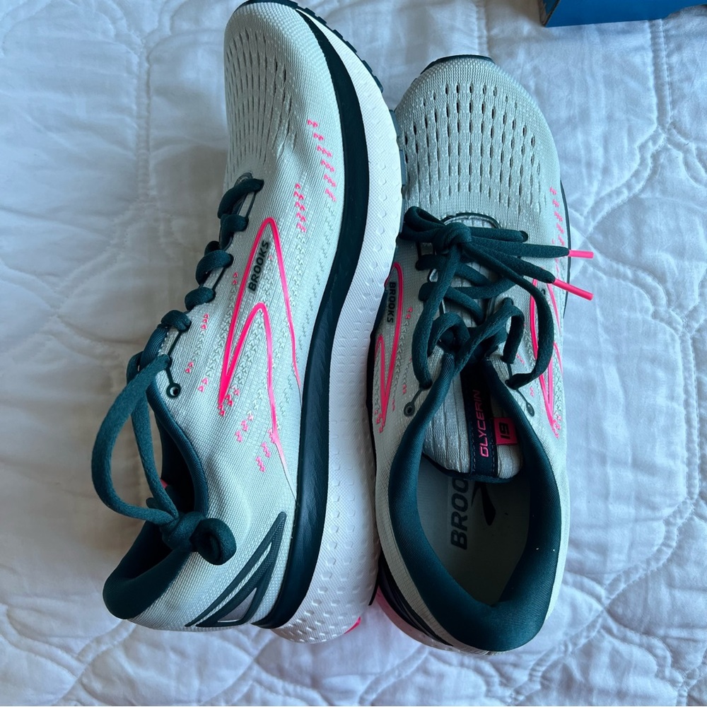 Brooks Glycerin 19